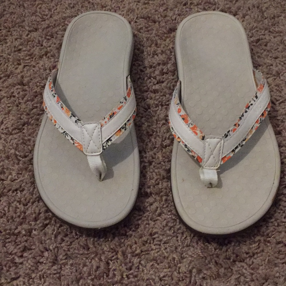 Vionic  sandals